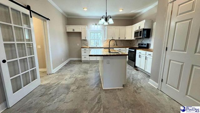 964 Celtic Ln., Lamar, SC 29069