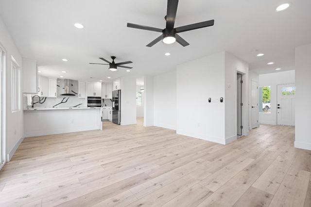 58 Turnstone Ct, Wallace, CA 95254