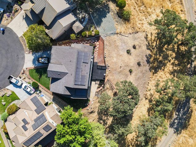 58 Turnstone Ct, Wallace, CA 95254