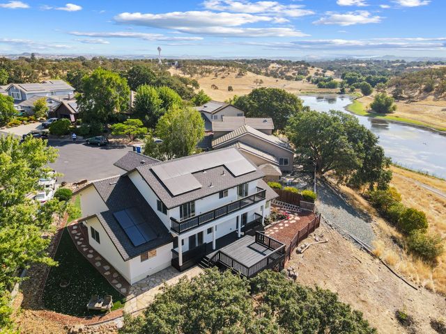 58 Turnstone Ct, Wallace, CA 95254