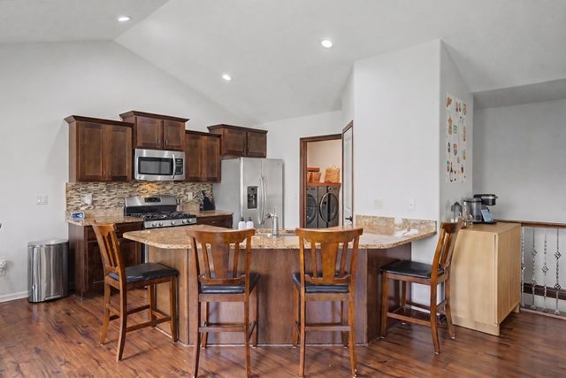 1305 13th Street SE, Bondurant, IA 50035