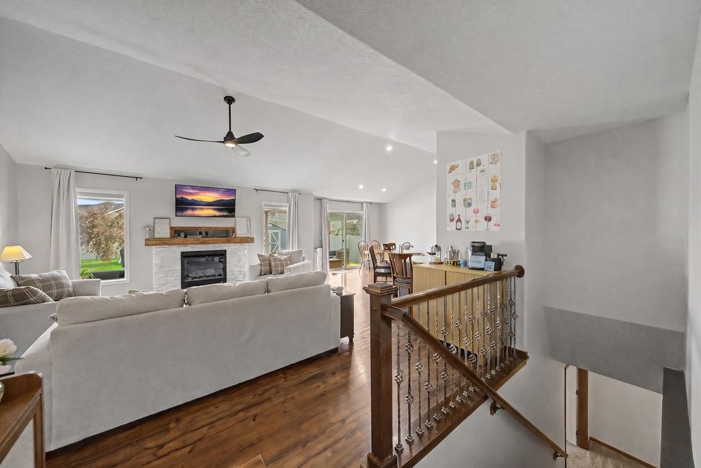 1305 13th Street SE, Bondurant, IA 50035