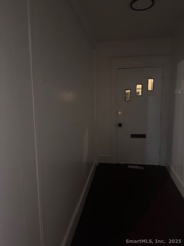 42 Bassett Street, New Haven, CT 06511