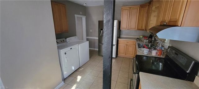 447 Broad ST, Portsmouth, VA 23707