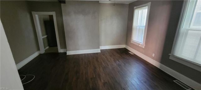 447 Broad ST, Portsmouth, VA 23707