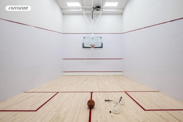250 W 96th St Apt 2F, New York City, NY 10025