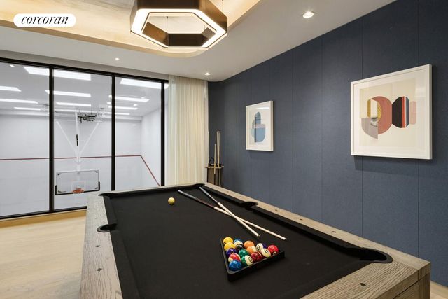 250 W 96th St Apt 2F, New York City, NY 10025