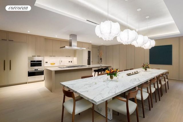 250 W 96th St Apt 2F, New York City, NY 10025