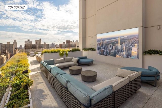 250 W 96th St Apt 2F, New York City, NY 10025