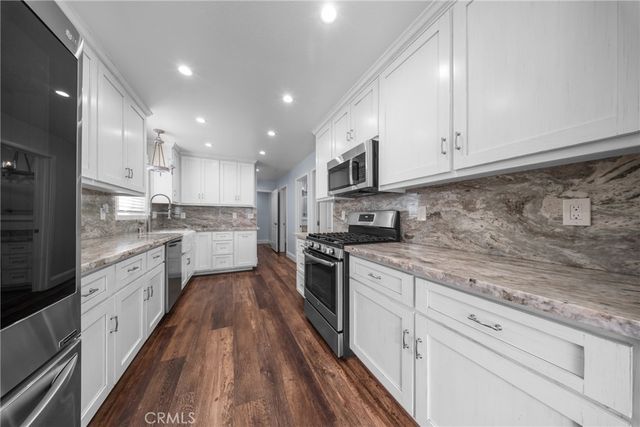 121 25th, Newport Beach, CA 92663