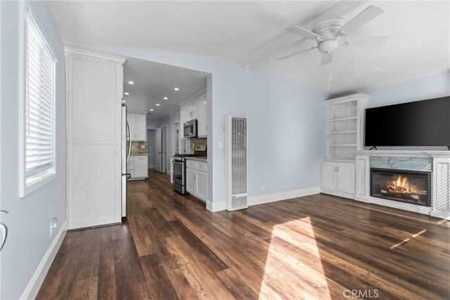 121 25th, Newport Beach, CA 92663