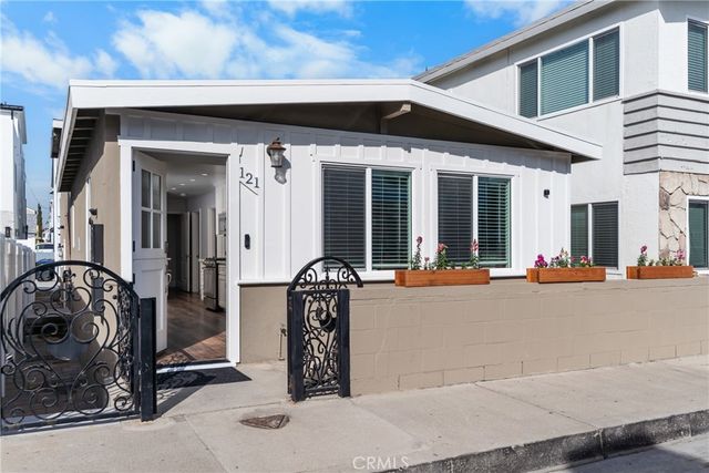 121 25th, Newport Beach, CA 92663