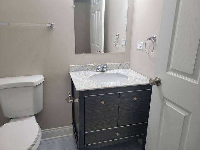 817 S Kedzie Avenue 1, Chicago, IL 60612