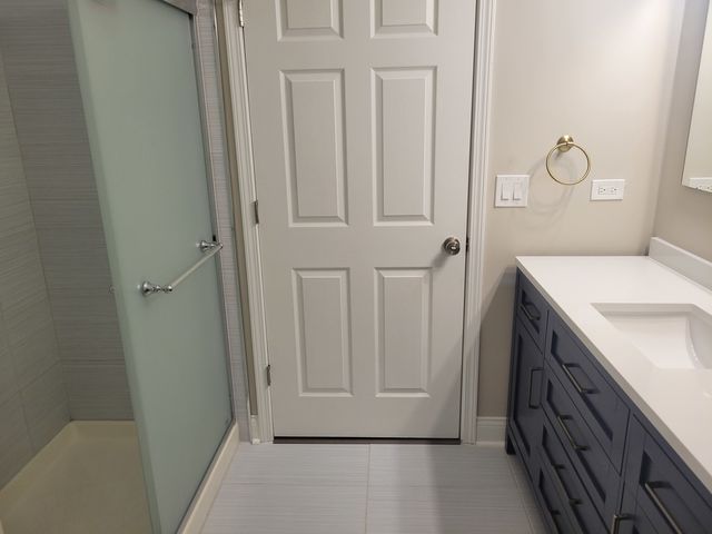 817 S Kedzie Avenue 1, Chicago, IL 60612