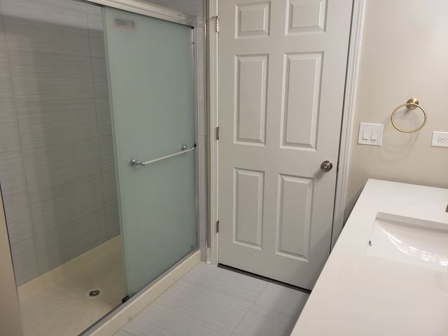 817 S Kedzie Avenue 1, Chicago, IL 60612