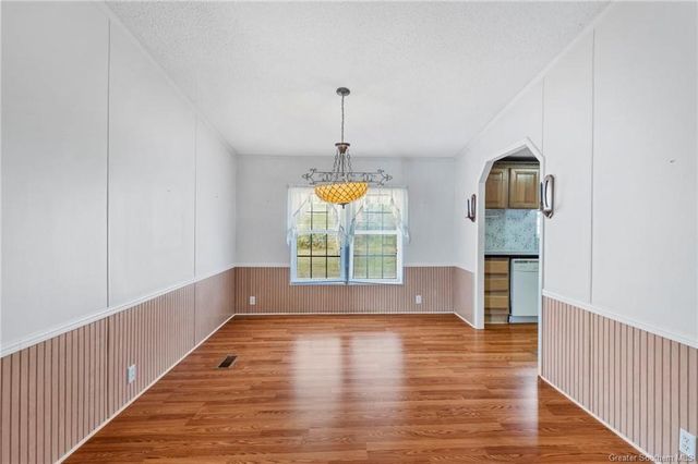 831 W Houston River Road, Sulphur, LA 70663