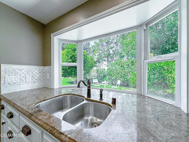 360 N Greenmeadow Avenue, Newbury Park, CA 91320