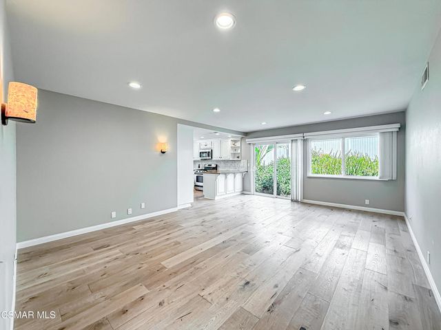 360 N Greenmeadow Avenue, Newbury Park, CA 91320