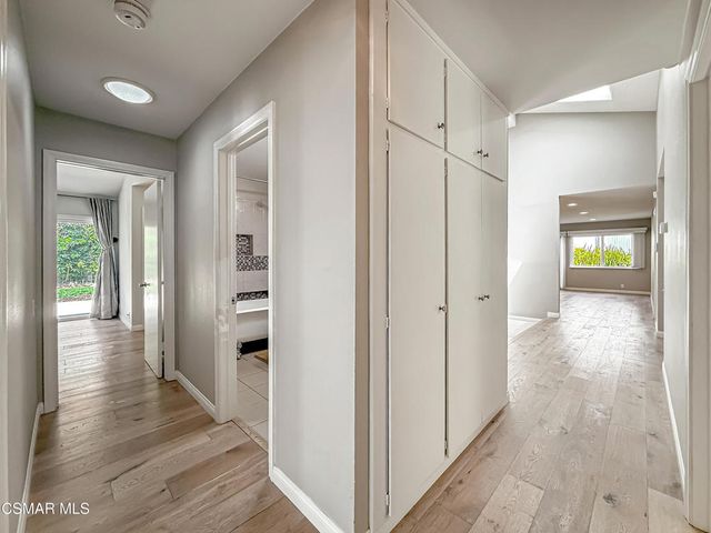 360 N Greenmeadow Avenue, Newbury Park, CA 91320