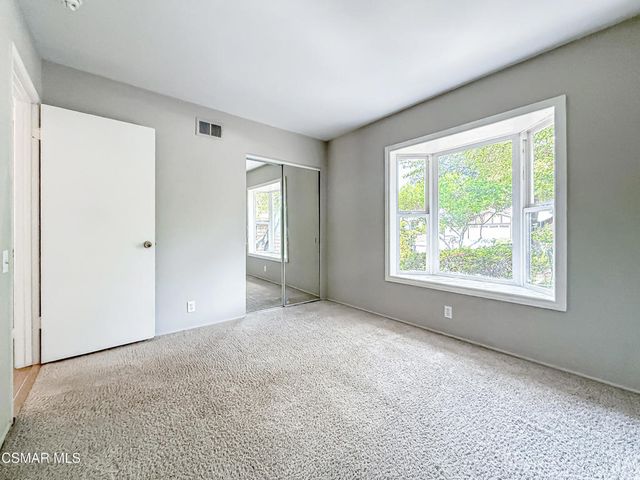 360 N Greenmeadow Avenue, Newbury Park, CA 91320