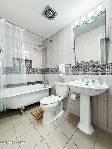 360 N Greenmeadow Avenue, Newbury Park, CA 91320