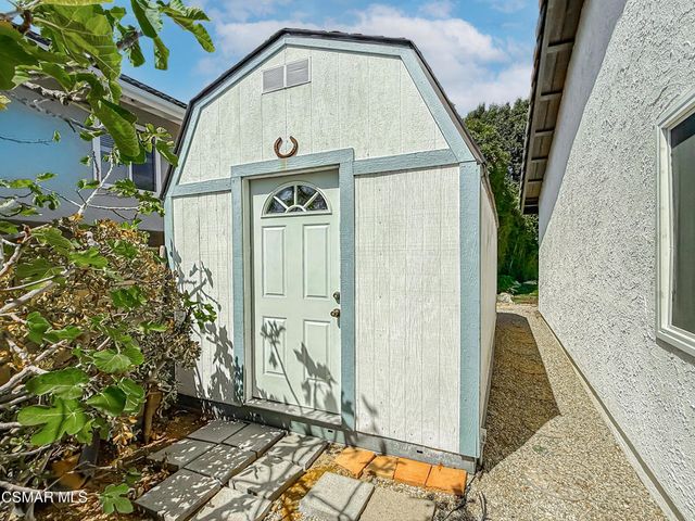 360 N Greenmeadow Avenue, Newbury Park, CA 91320