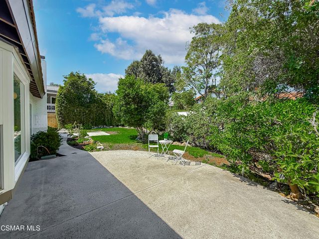 360 N Greenmeadow Avenue, Newbury Park, CA 91320