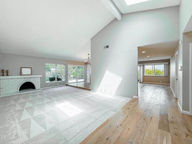 360 N Greenmeadow Avenue, Newbury Park, CA 91320