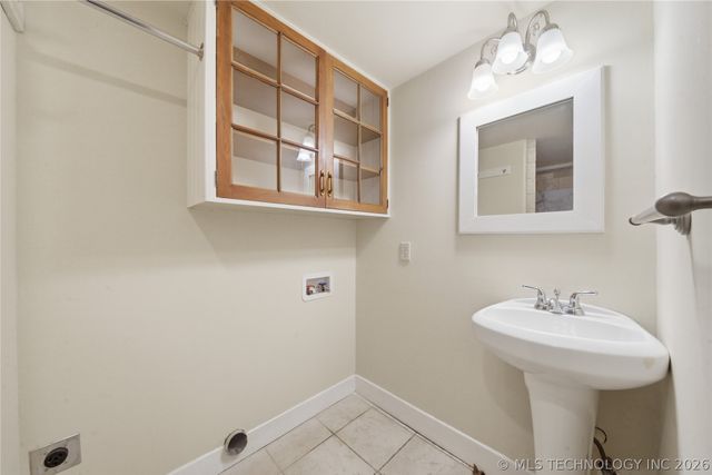 1313 E 66th Place, Tulsa, OK 74136