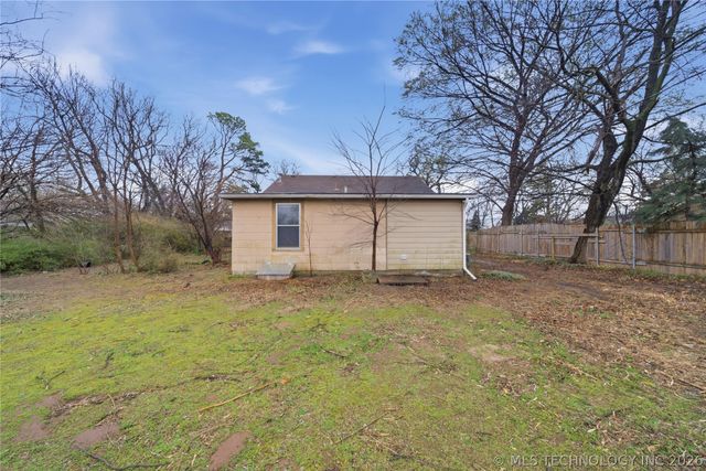 1313 E 66th Place, Tulsa, OK 74136