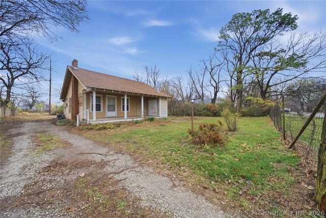 1313 E 66th Place, Tulsa, OK 74136