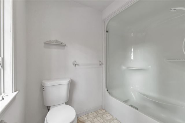 4 Woodspring Farm Ln, Sandwich, MA 02563