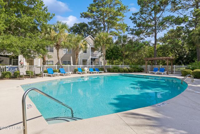 67 Summerfield Ct Apt 621, Hilton Head Island, SC 29926
