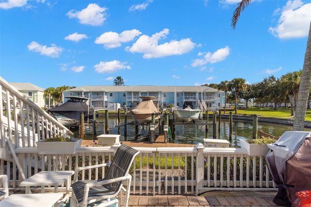 5243 BEACH DRIVE SE B, St Petersburg, FL 33705