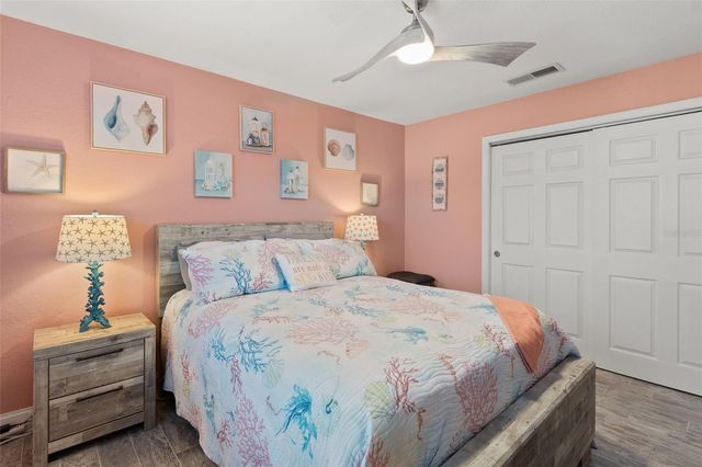 5243 BEACH DRIVE SE B, St Petersburg, FL 33705