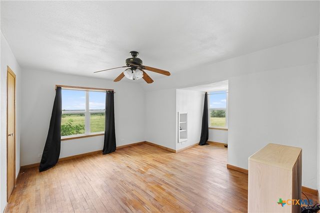763 Upper Elgin River Road, Elgin, TX 78621
