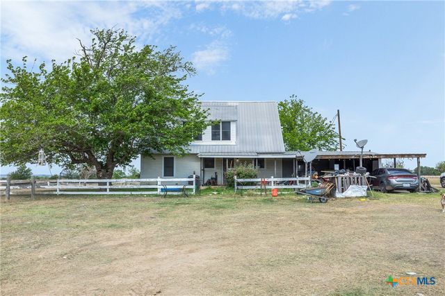 763 Upper Elgin River Road, Elgin, TX 78621