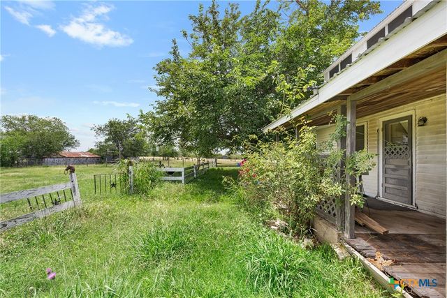 763 Upper Elgin River Road, Elgin, TX 78621