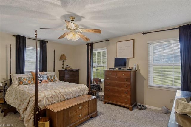 1009 Briarcliff Road, Yadkinville, NC 27055