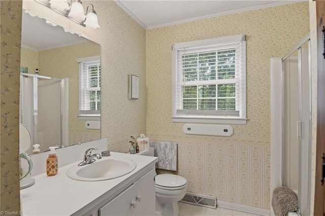 1009 Briarcliff Road, Yadkinville, NC 27055