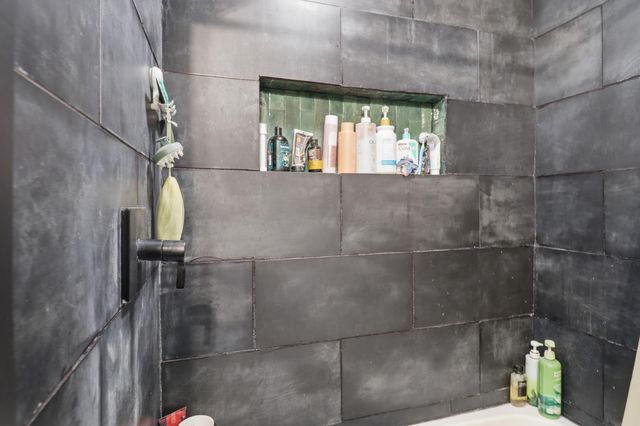 864 S Main Avenue, Springfield, MO 65806