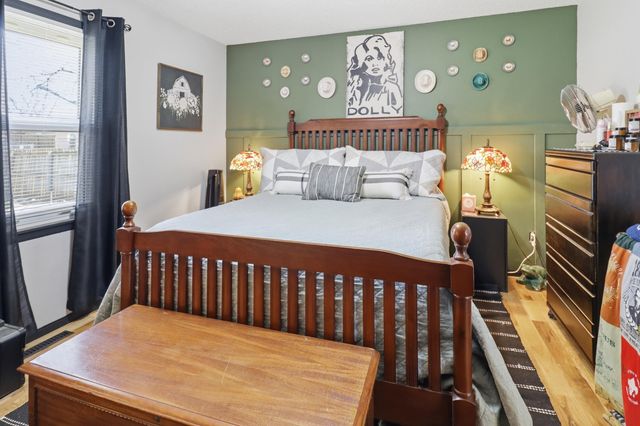 864 S Main Avenue, Springfield, MO 65806