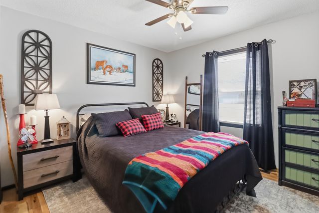 864 S Main Avenue, Springfield, MO 65806