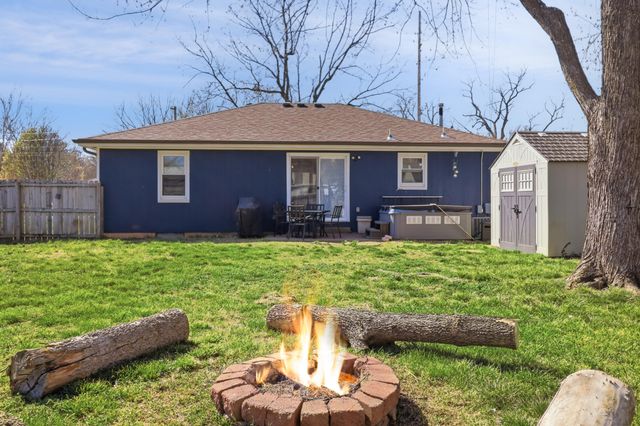 864 S Main Avenue, Springfield, MO 65806