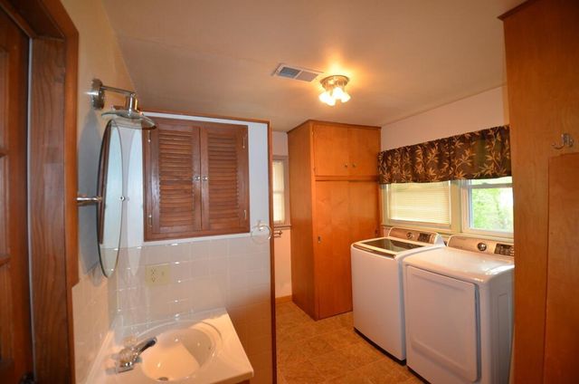 275 N Park STREET, Whitewater, WI 53190