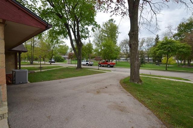 275 N Park STREET, Whitewater, WI 53190