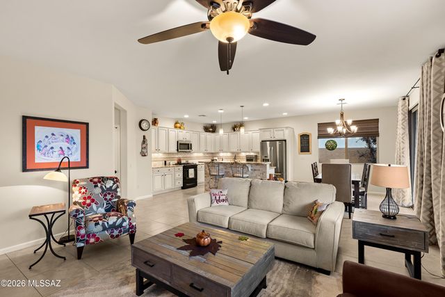 60571 E Arroyo Vista Drive, Oracle, AZ 85623