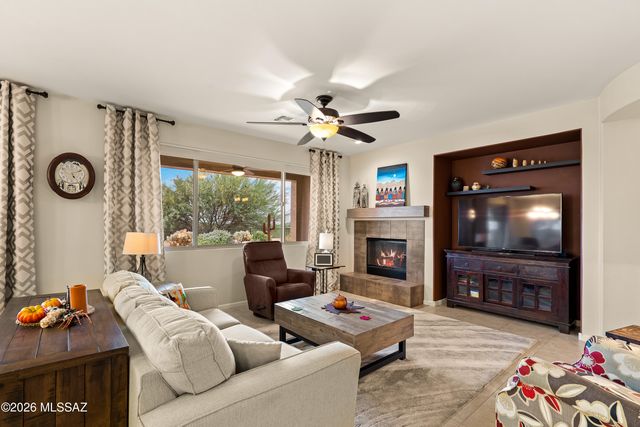60571 E Arroyo Vista Drive, Oracle, AZ 85623