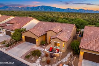 60571 E Arroyo Vista Drive, Oracle, AZ 85623