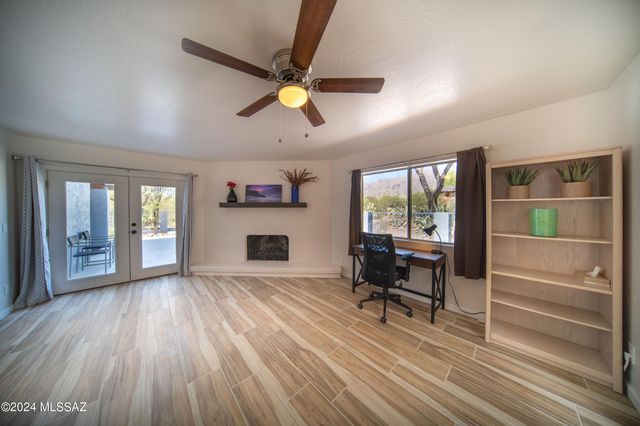 5617 N Camino Del Conde, Tucson, AZ 85718